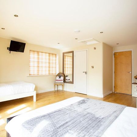 Hillcroft Accommodation 레드힐 외부 사진